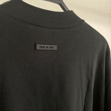 Fog Essentials Long Sleeve T-Shirt Silicone Logo Loose Crew Neck Long Sleeve T-Shirt
