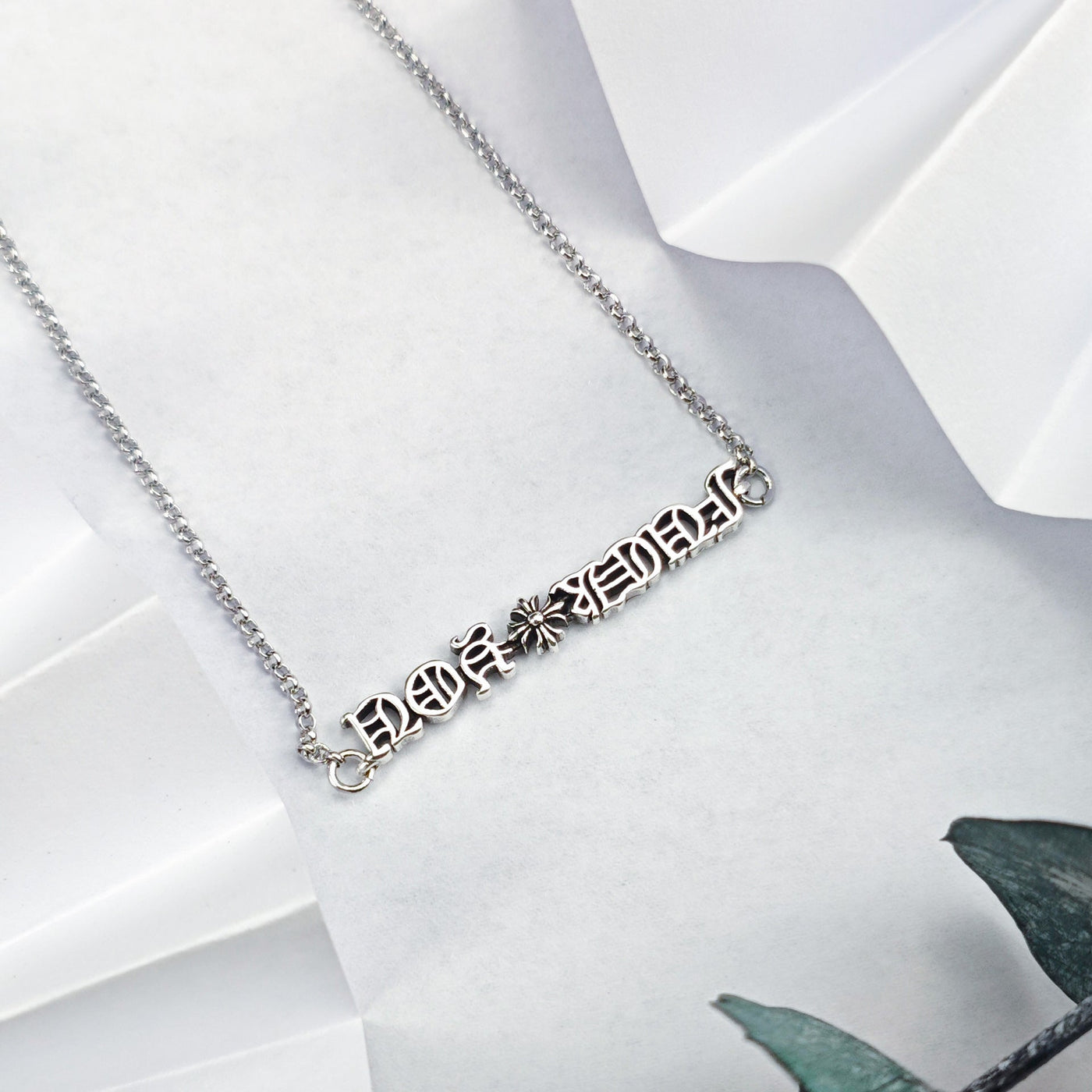 Chrome Hearts Necklace Retro Men's and Women's Simple Clavicle Chain